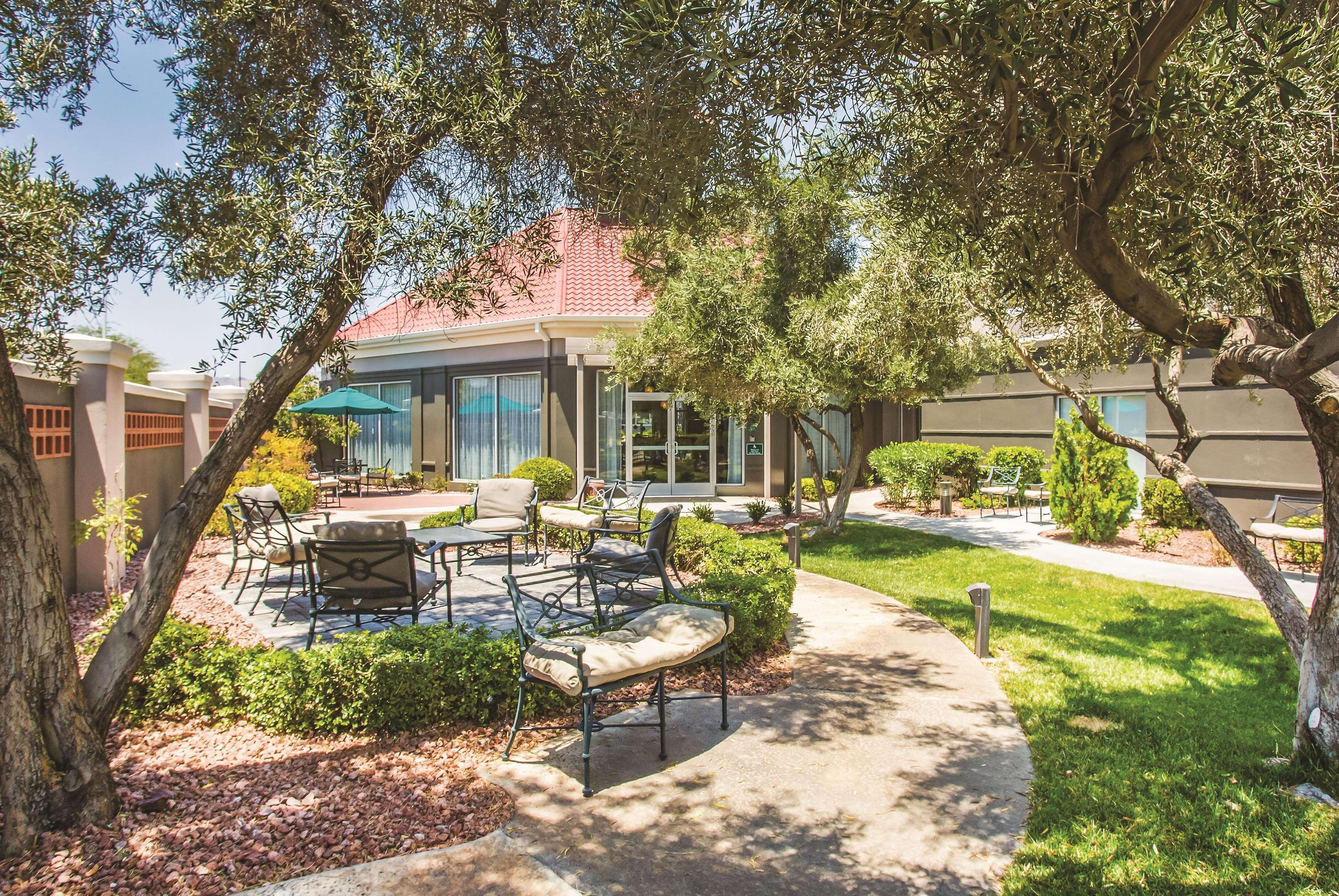 La Quinta By Wyndham Las Vegas Summerlin Tech Εξωτερικό φωτογραφία