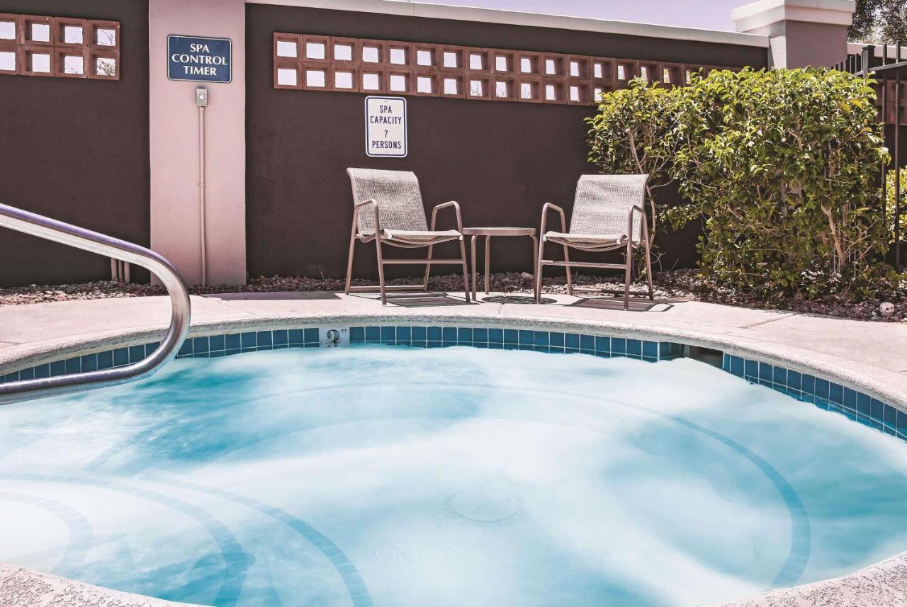 La Quinta By Wyndham Las Vegas Summerlin Tech Εξωτερικό φωτογραφία