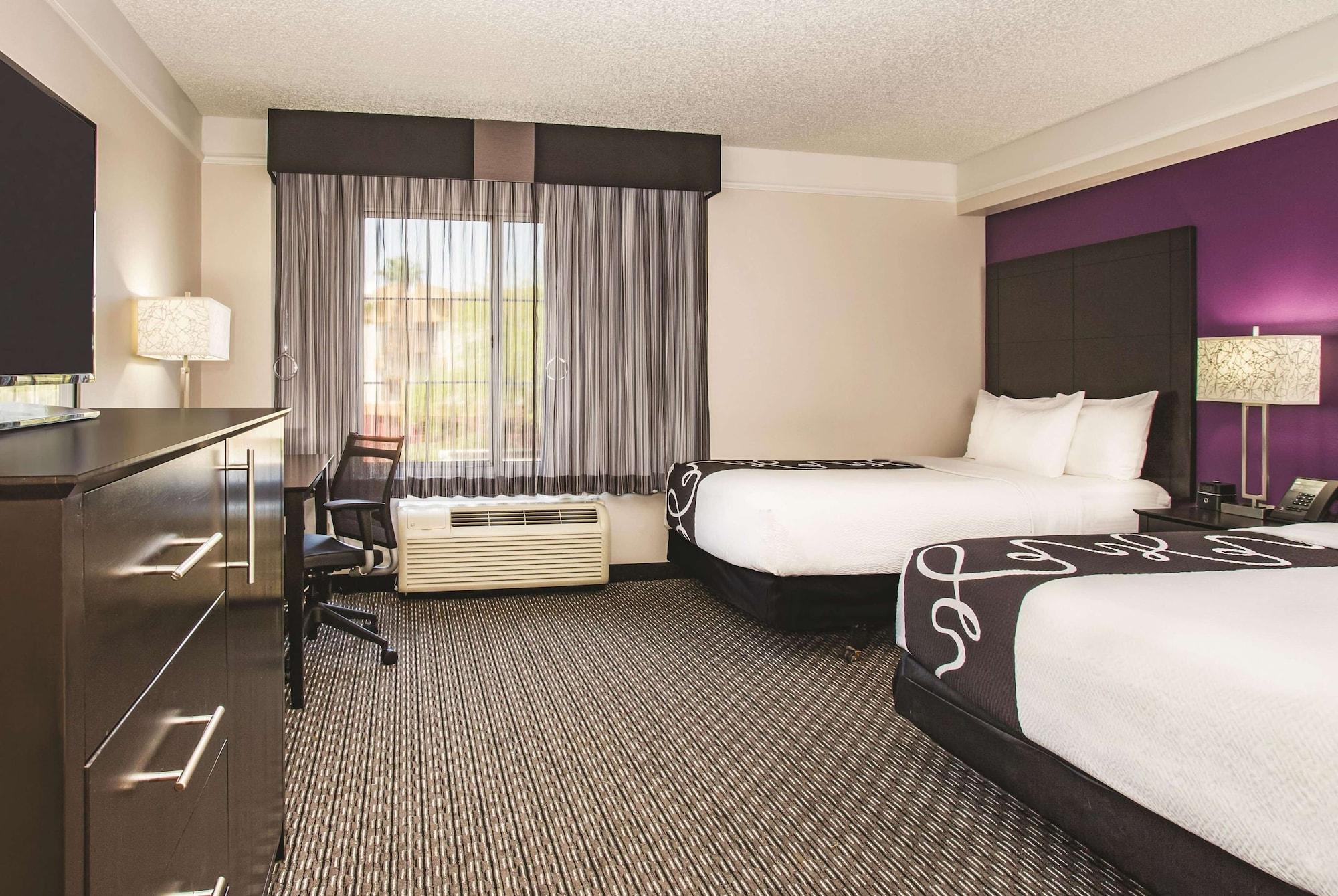 La Quinta By Wyndham Las Vegas Summerlin Tech Εξωτερικό φωτογραφία