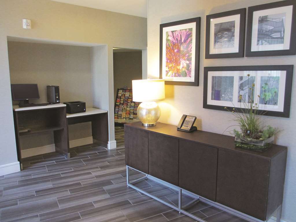 La Quinta By Wyndham Las Vegas Summerlin Tech Ανέσεις φωτογραφία