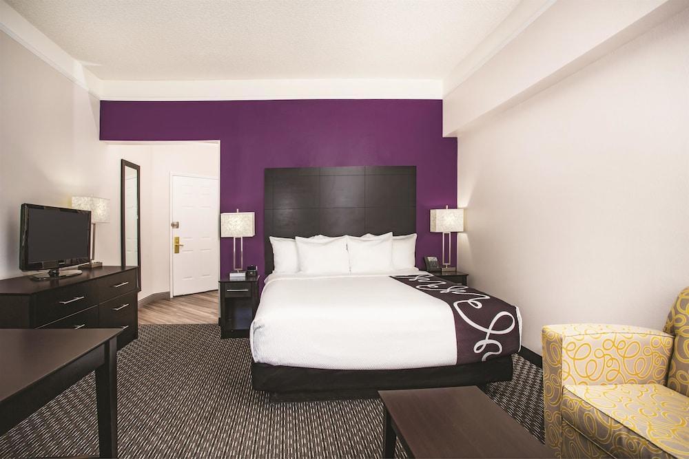 La Quinta By Wyndham Las Vegas Summerlin Tech Εξωτερικό φωτογραφία
